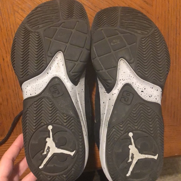 EUC Nike Jordan’s basketball shoes - Picture 5 of 6